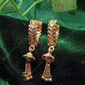 Gold Earrings – 18K